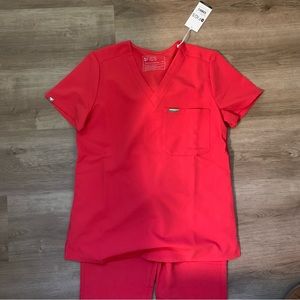 NWT FIGS Pride Scrub Set